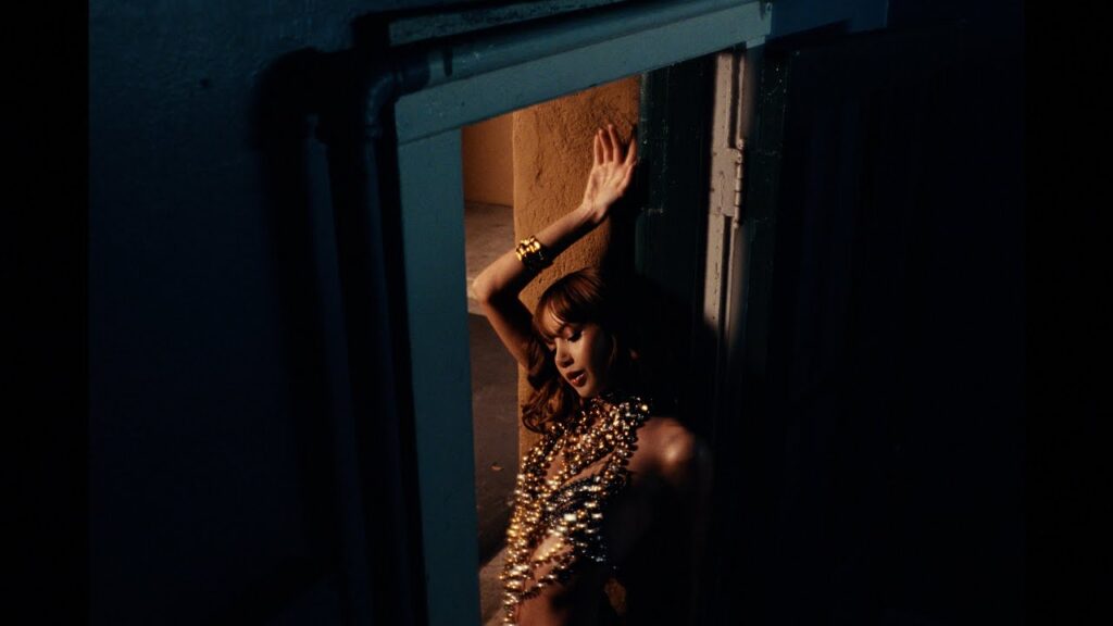 WHEN I'M WITH YOU feat.Tyla