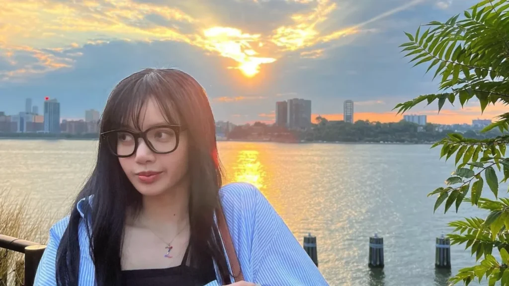 BLACKPINKs Lisa On The Beach In 2024 in a Stunning Yellow Bikini 0 58 screenshot