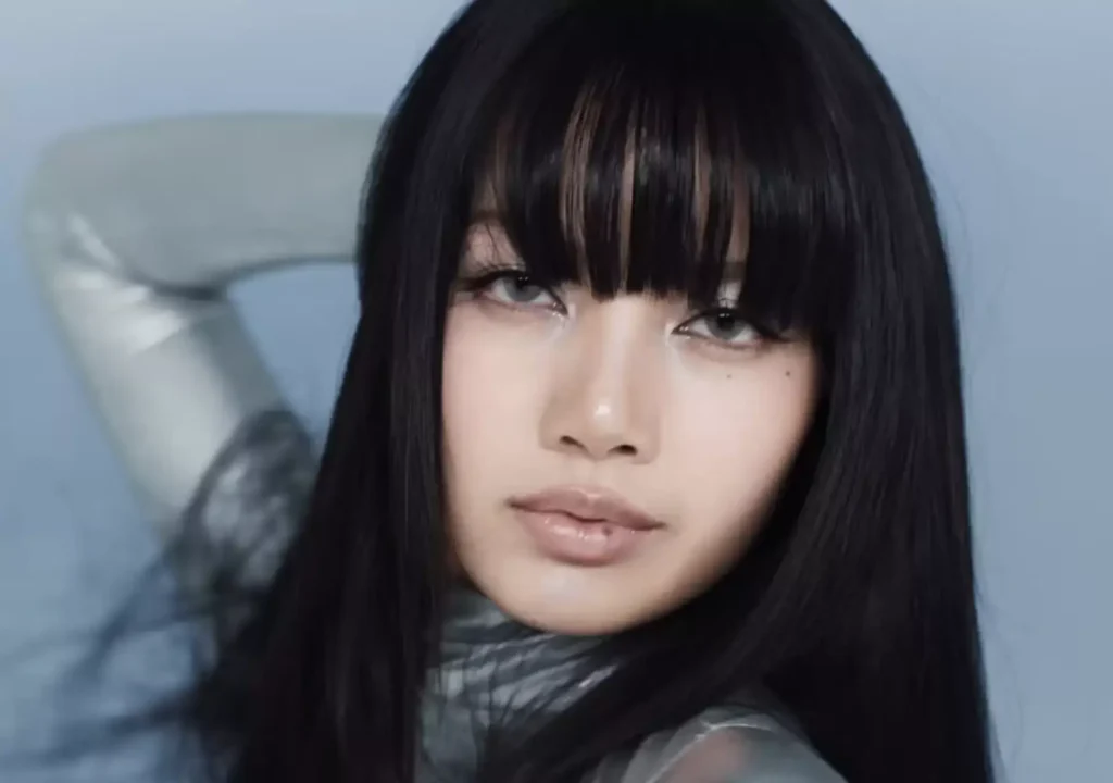 LISA ROCKSTER MV wearelloud.com