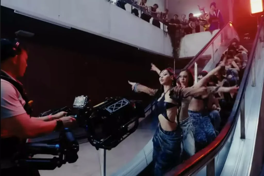 cameraman lisa rockstar mv