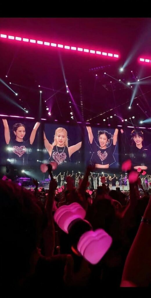 BLACKPINK WORLD TOUR