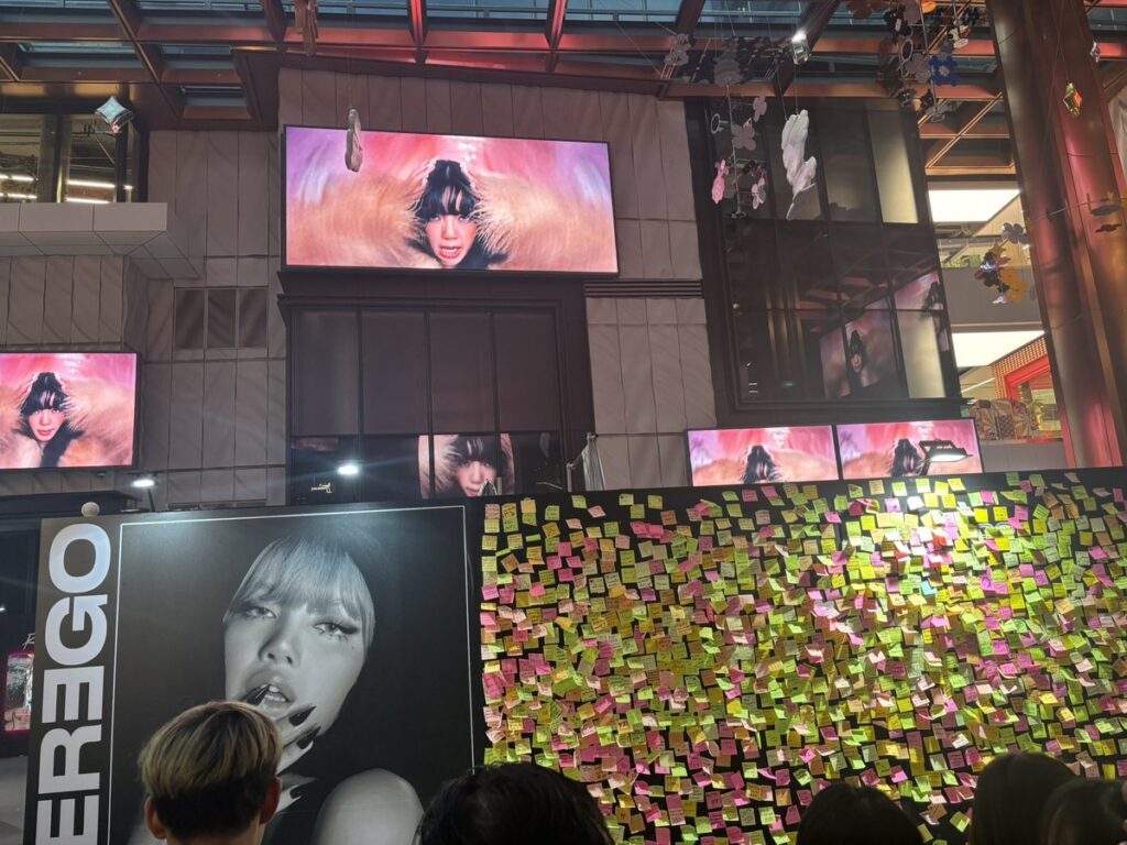 LISA’s ALTER EGO Popup Store BKK Fan meet